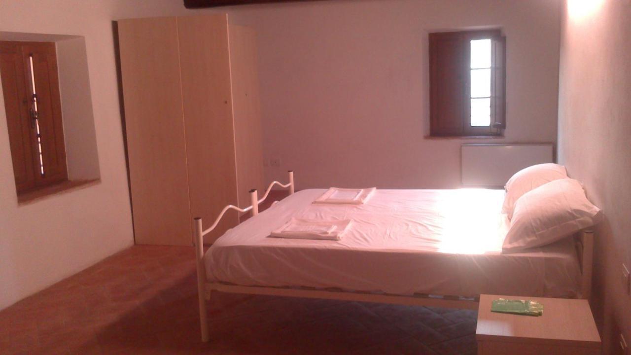 Hostal Badia Altopascio Zewnętrze zdjęcie